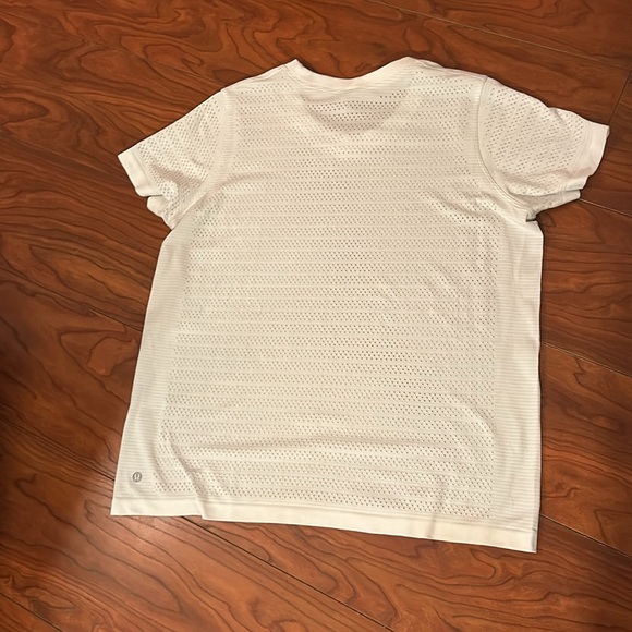 lululemon top - Picture 7 of 9